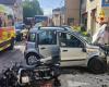 Violente collision frontale voiture-moto: un jeune de 19 ans décède à Viale Trento