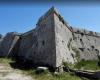 Forteresses des Pouilles : Le Château angevin de Mola di Bari