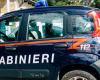 Un pompier volontaire de 30 ans décède à Rovereto après avoir percuté un camion : la moto en feu