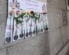 Fleurs sur les murs à Varese et Legnano: c’est un curieux cadeau pour la fête des mères