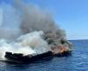 Un bateau prend feu et coule sur l’île d’Elbe, l’équipage secouru par les garde-côtes