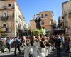 Lamezia, la traditionnelle procession en l’honneur de Saint Antoine se renouvelle dans les rues de la ville – Vidéo