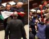 Sanctions après la bagarre au Parlement, onze députés suspendus : l’opposition est descendue dans la rue mardi