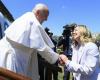 G7 Italie, le Pape : «Aucune machine ne devrait jamais choisir de prendre ou non la vie d’un être humain» – La vidéo