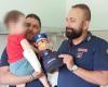 Positano News – Acireale, les policiers Giuseppe et Fabio sauvent une fillette de 18 mois souffrant de problèmes respiratoires