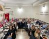 Rencontres culturelles et gastronomiques au cœur de Catanzaro : la soirée avec de jeunes professeurs d’économie