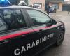 Un violent détruit un hôtel et envoie 4 carabiniers à l’hôpital : un homme de 29 ans arrêté