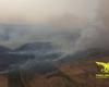 Incendies infernaux en Sardaigne, 19 en quelques heures : alarme à Guasila et Macomer, campagne et plantes en cendres