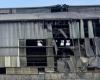 Explosion dans l’usine d’aluminium, l’état de deux ouvriers hospitalisés à Vérone reste grave : ils présentent des brûlures à différentes parties du corps