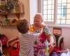 Rome, grand-mère Wilma ferme l’école maternelle à 85 ans : fête d’adieu à Nomentano